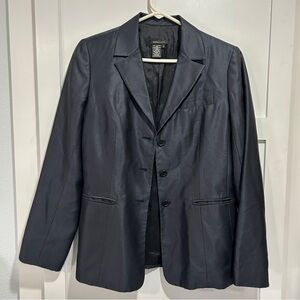 BCBG Max Azria 100% Silk Black 3 Button Long Sleeve Blazer Women 8